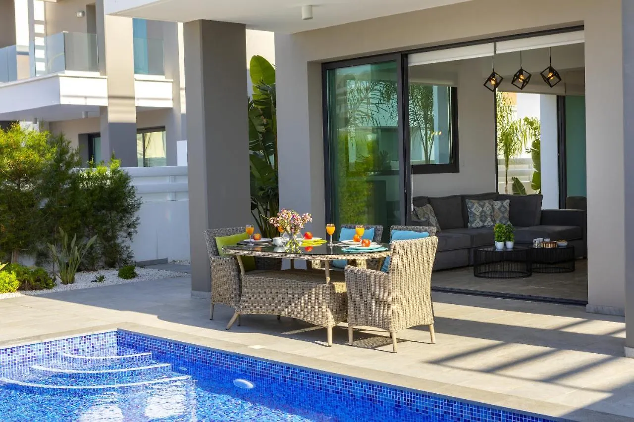 Pernera Beach Villa Protaras